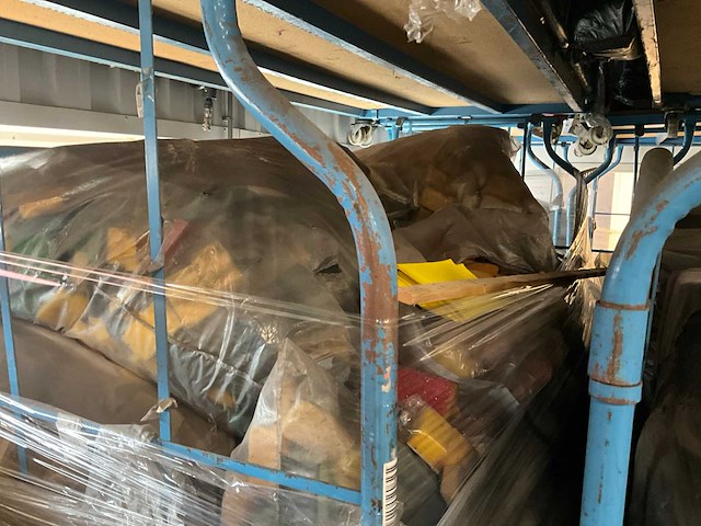 Partij spons en zeem voorraad - afbeelding 10 van  10