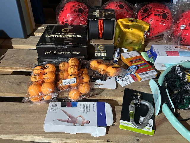 Partij sport- en fitnessartikelen - afbeelding 4 van  11