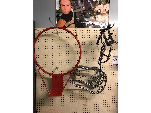 Partij sportaccessoires - afbeelding 2 van  8