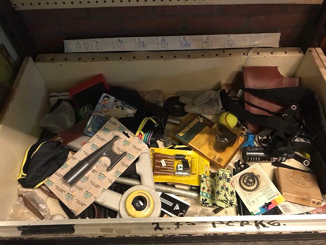 Partij sportaccessoires - afbeelding 8 van  8