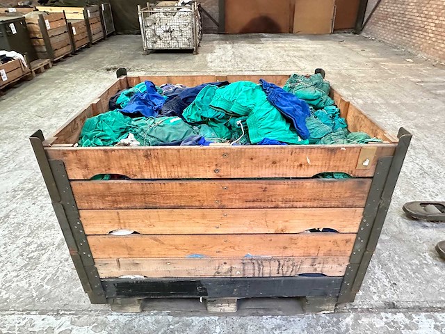 Partij sportkleding - afbeelding 2 van  4