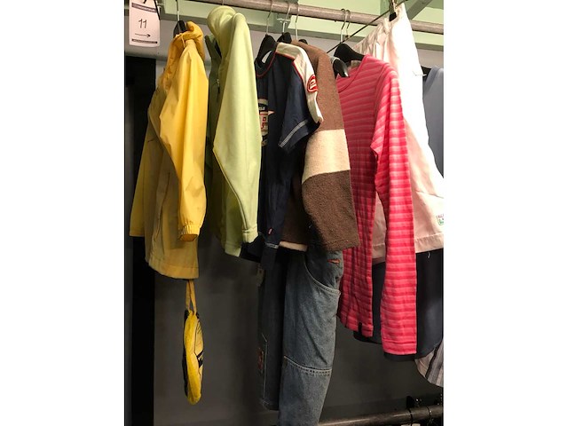 Partij sportkleding - afbeelding 2 van  5