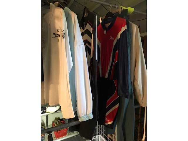 Partij sportkleding - afbeelding 4 van  6