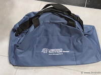 Partij sporttassen met opdruk "ubcro sport & health center" - afbeelding 3 van  4