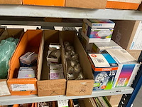 Partij spots en lampen - afbeelding 7 van  9