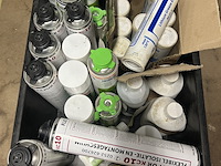 Partij spuitbussen in krat w.o. pur - afbeelding 1 van  5