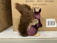 Partij squirrel christmasdeco purple with glitter h21cm (64x) - afbeelding 1 van  2