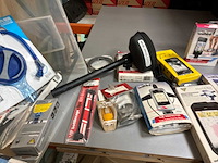 Partij sram / wahoo / camelbak / tacx diverse fietsonderdelen - afbeelding 3 van  5