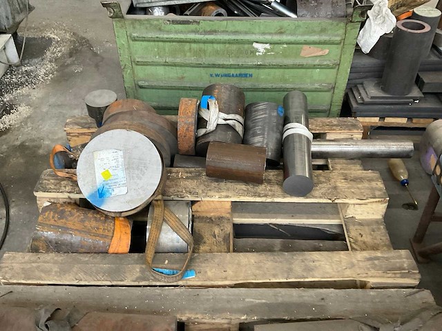 Partij staal - afbeelding 5 van  10