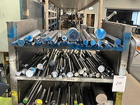 Partij staal - afbeelding 2 van  7