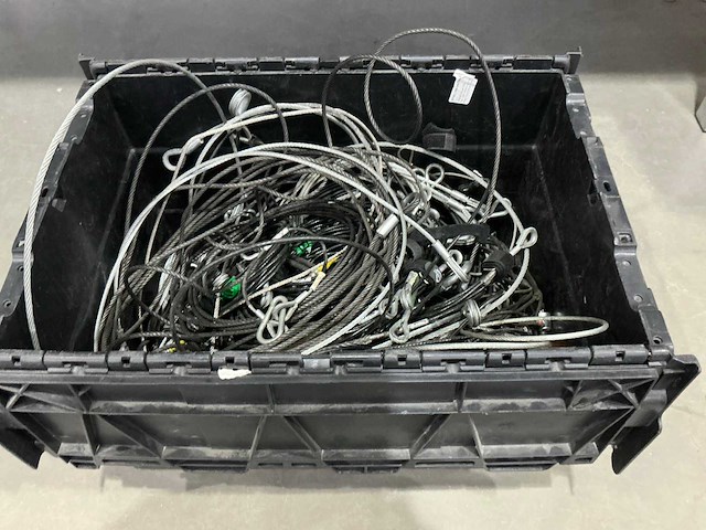 Partij staalkabels - afbeelding 1 van  2