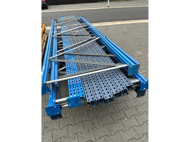 Partij staanderdelen - afbeelding 3 van  7