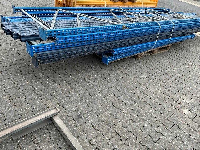 Partij staanderdelen - afbeelding 4 van  7