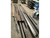 Partij stafmateriaal en restanten - afbeelding 3 van  5