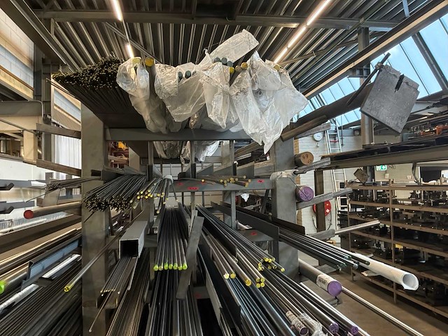 Partij stafmateriaal - afbeelding 4 van  6