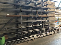 Partij stafmateriaal - afbeelding 2 van  5