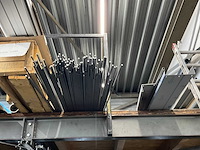 Partij stalen buizen - afbeelding 11 van  11