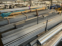 Partij stalen buizen - afbeelding 1 van  11