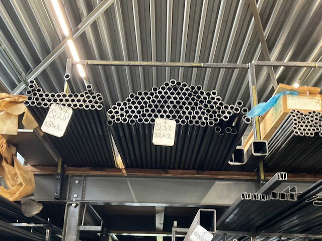 Partij stalen buizen - afbeelding 9 van  11