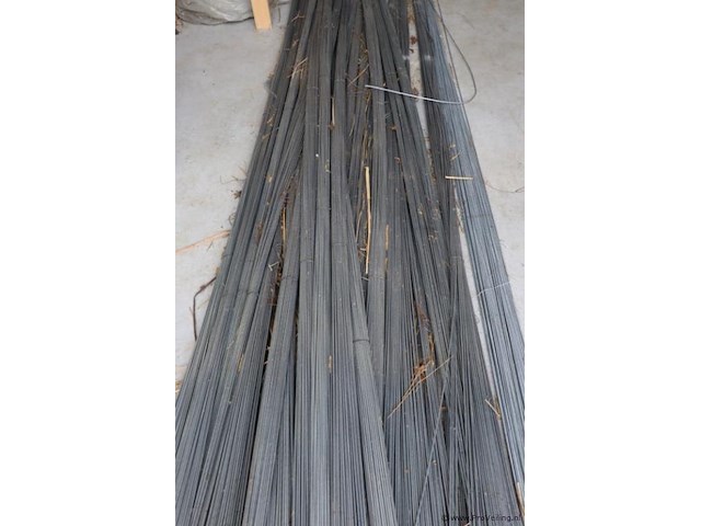 Partij stalen draden 400cm (l) - afbeelding 4 van  4