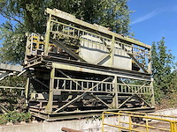 Partij stalen frames en opbouwdelen "substructure parts"