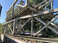 Partij stalen frames en opbouwdelen "substructure parts" - afbeelding 5 van  10