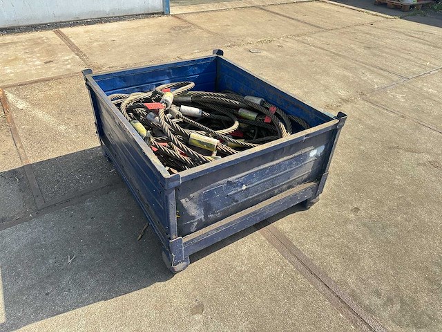 Partij stalen hijsstroppen 5 en 10 ton - afbeelding 4 van  4