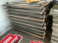 Partij stalen loopbruggen voor sleuven – 20 stuks – 1500 × 1000 mm - afbeelding 8 van  8