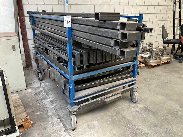 Partij stalen materiaalbokken - afbeelding 2 van  2