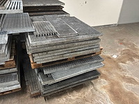 Partij stalen roostervloeren - afbeelding 6 van  9
