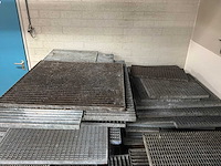 Partij stalen roostervloeren - afbeelding 7 van  9