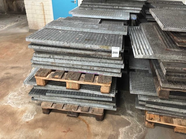 Partij stalen roostervloeren - afbeelding 9 van  9