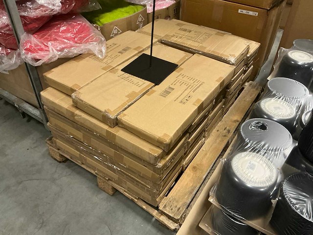 Partij standard rectangle metal with pin h60cm black (408x) - afbeelding 2 van  4