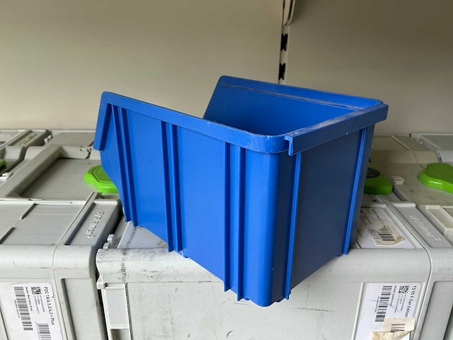 Partij stapelbakken 14,5x24xh13,5cm (73x) - afbeelding 2 van  5