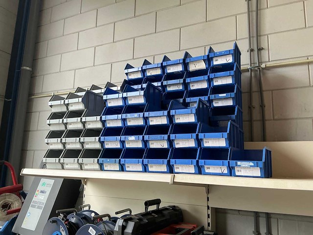 Partij stapelbakken 14,5x24xh13,5cm (73x) - afbeelding 4 van  5
