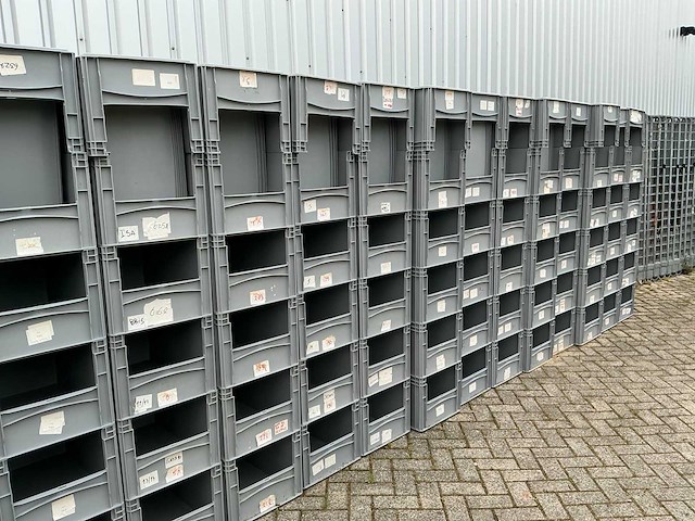 Partij stapelbakken 39x59xh32cm (315x) - afbeelding 3 van  3