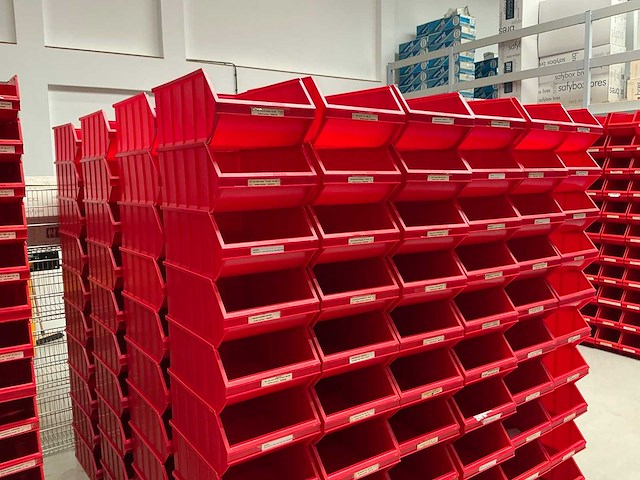 Partij stapelbakken nr1 30,5x50xh20cm (215x) - afbeelding 1 van  3