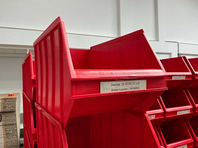 Partij stapelbakken nr2 20,5x34xh20cm (110x) - afbeelding 3 van  3