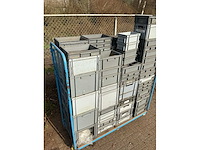 Partij stapelkratten in kar | circa 90 stuks - afbeelding 2 van  6