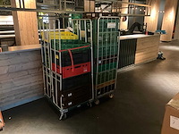 Partij stapelkratten - afbeelding 1 van  5