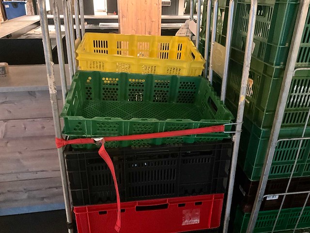 Partij stapelkratten - afbeelding 2 van  5