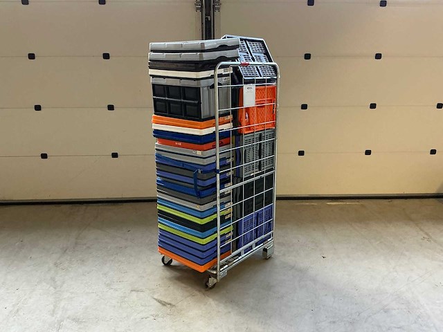 Partij stapelkratten - afbeelding 1 van  4