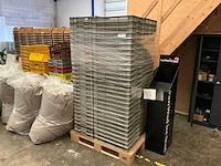 Partij stapelkratten - afbeelding 1 van  5