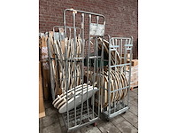Partij statafels in 3 rolcontainers - afbeelding 1 van  5