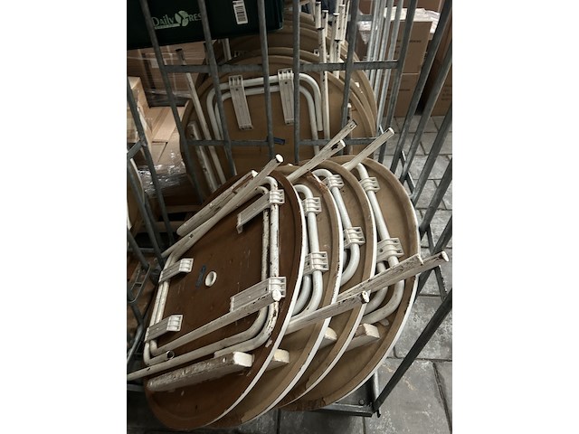 Partij statafels inclusief rolcontainers - afbeelding 4 van  5