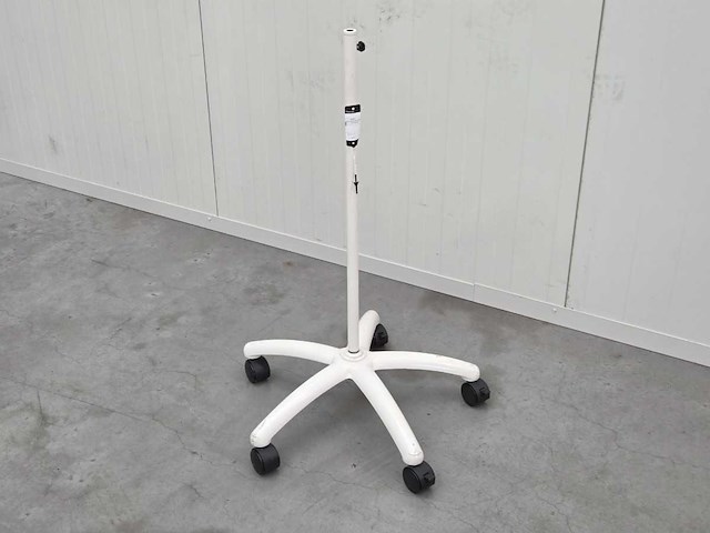 Partij statieven / towel cabinets / cartridge heater - afbeelding 17 van  19