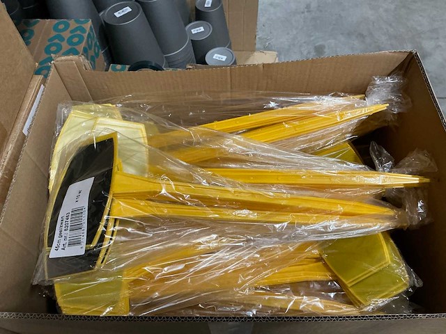 Partij steeketiketten geel/zwart 45cm (3000x) - afbeelding 3 van  4