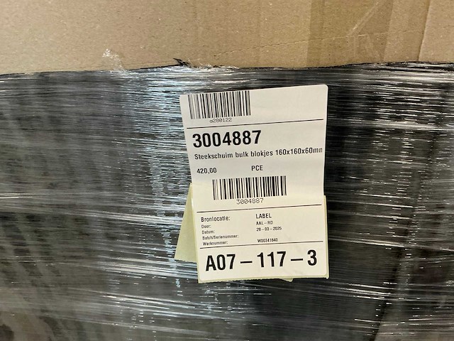 Partij steekschuim 16x16x6cm (410x) - afbeelding 2 van  2