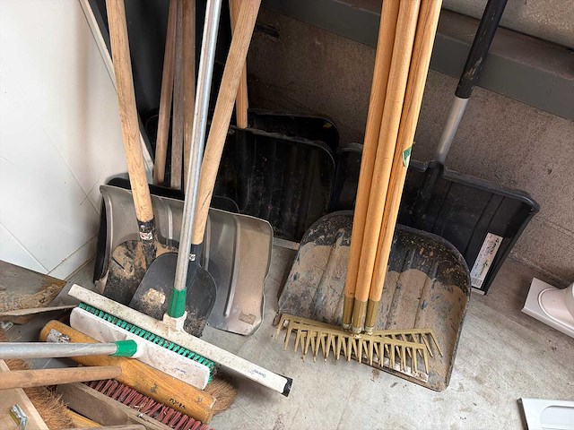 Partij steel gereedschap - afbeelding 2 van  5