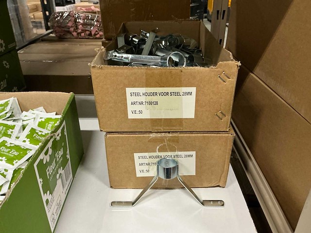 Partij steel houders voor steel 28mm (95x) - afbeelding 1 van  3